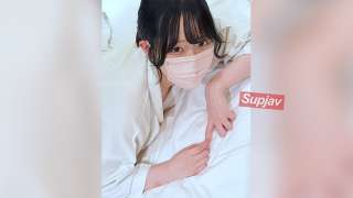 FC2PPV 4692702 Seorang Gadis Kulit Putih Berejakulasi Dengan Vibrator